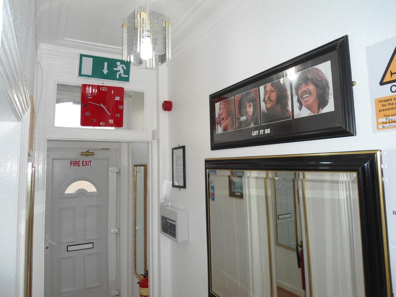 Liverpool Lodge Exterior foto
